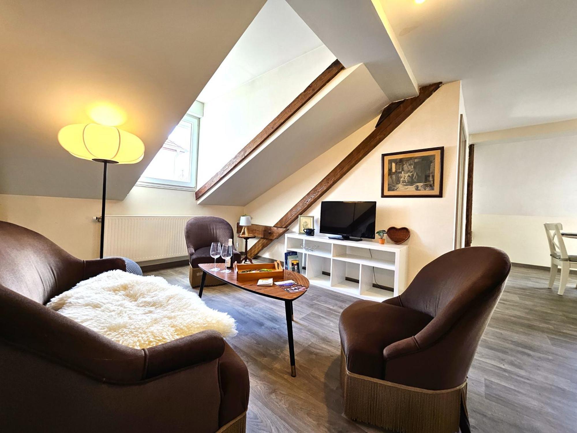Appartement Thannt3-centre Ville-garage Prive